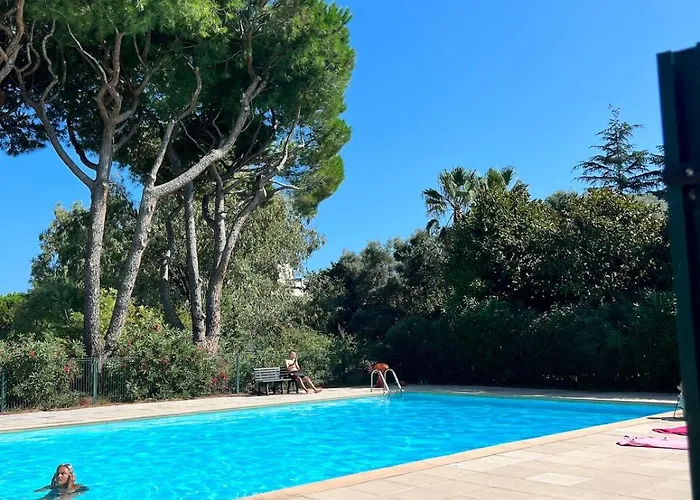 En Bord De Διαμέρισμα